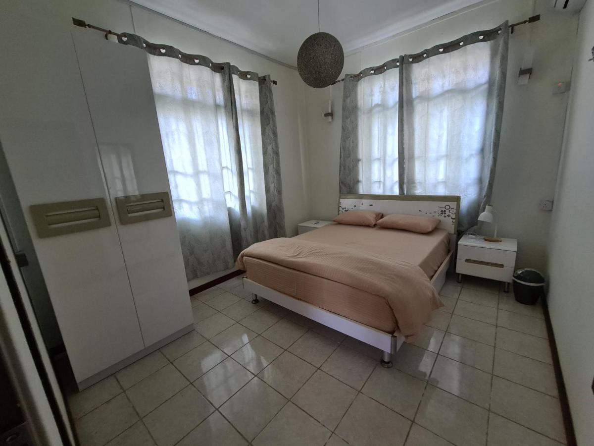 Le Diamant Vert Apartments @ Mont Choisy Екстер'єр фото