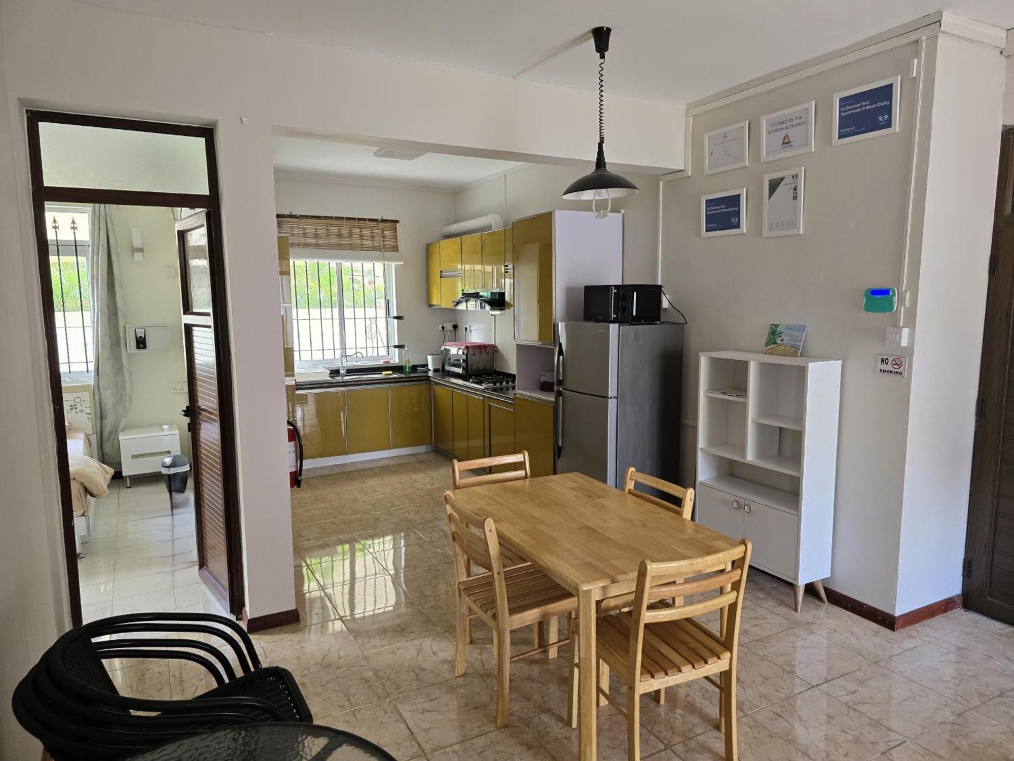 Le Diamant Vert Apartments @ Mont Choisy Екстер'єр фото