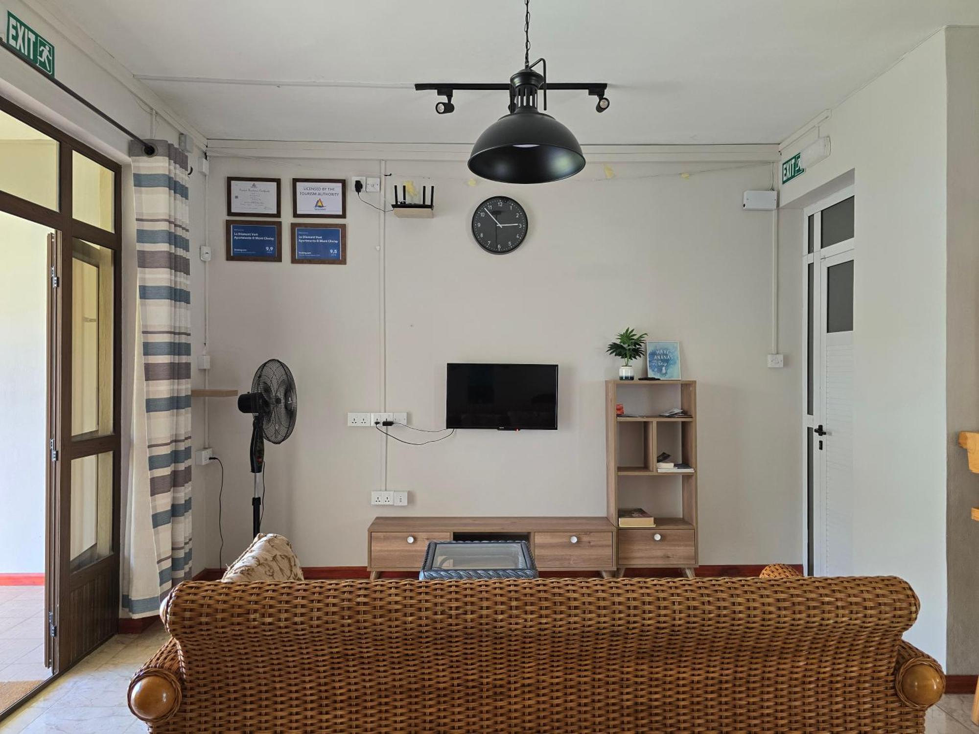 Le Diamant Vert Apartments @ Mont Choisy Екстер'єр фото